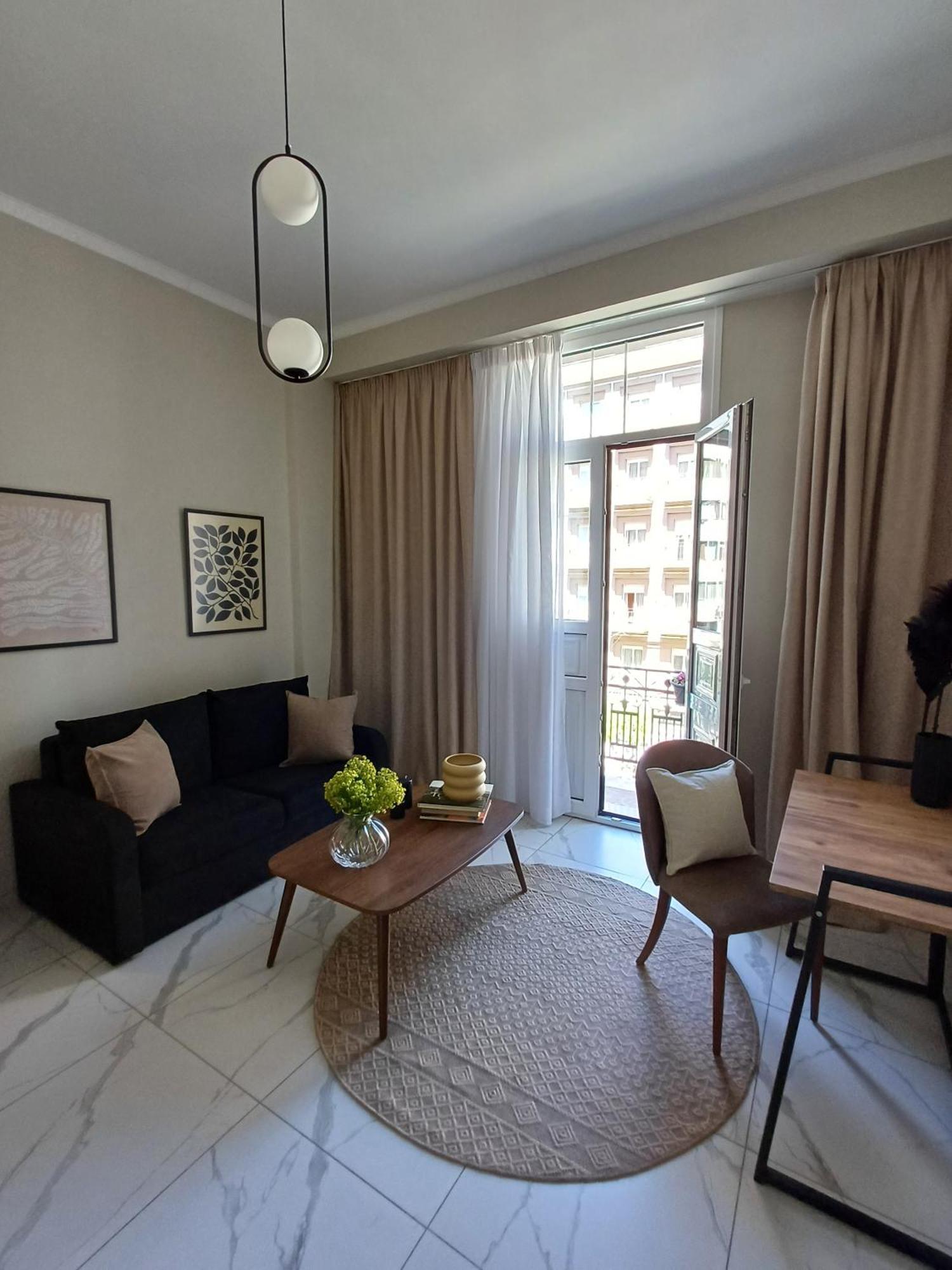Black Onyx Comfort Suites Thessalonique Extérieur photo