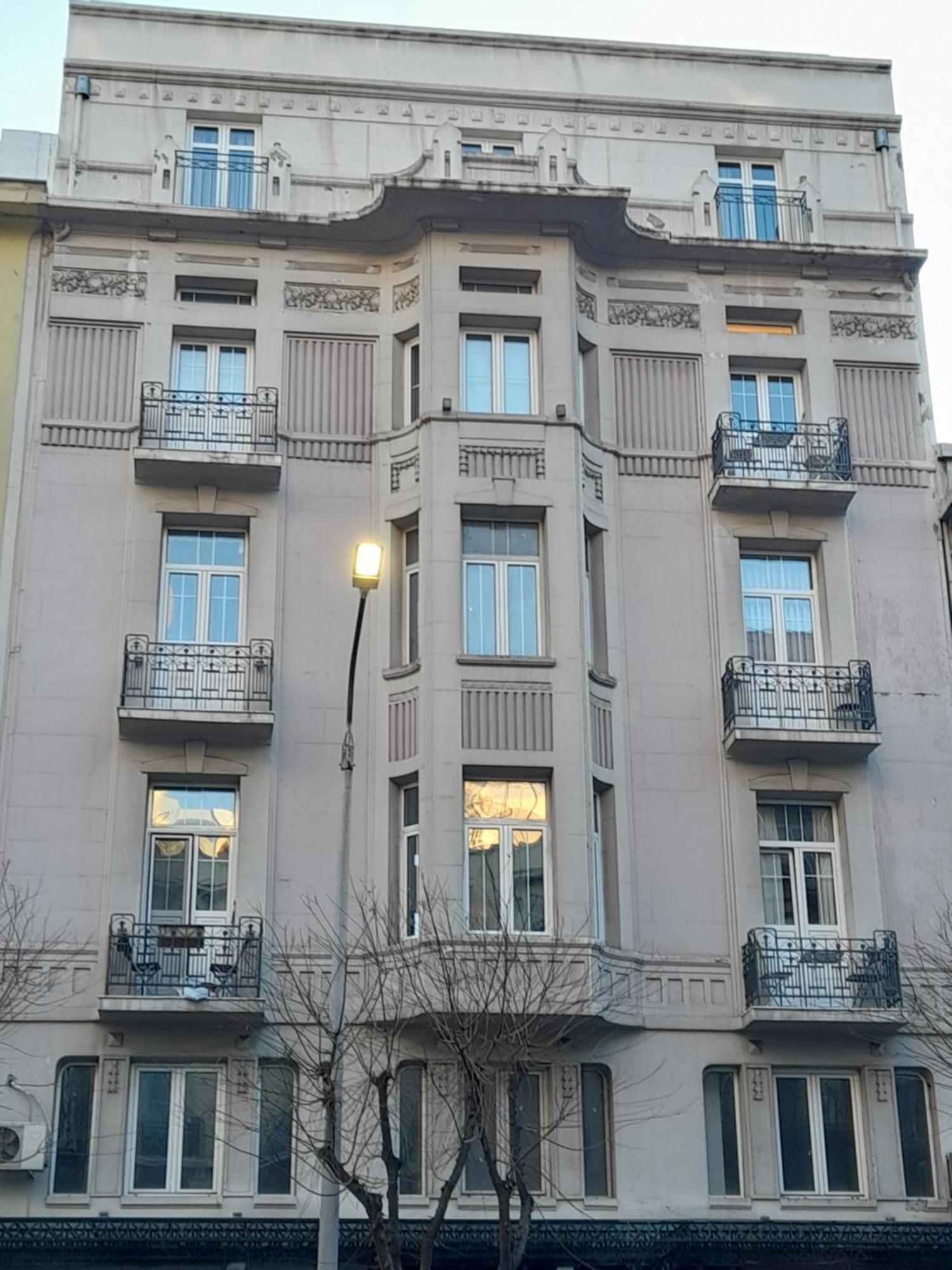 Black Onyx Comfort Suites Thessalonique Extérieur photo
