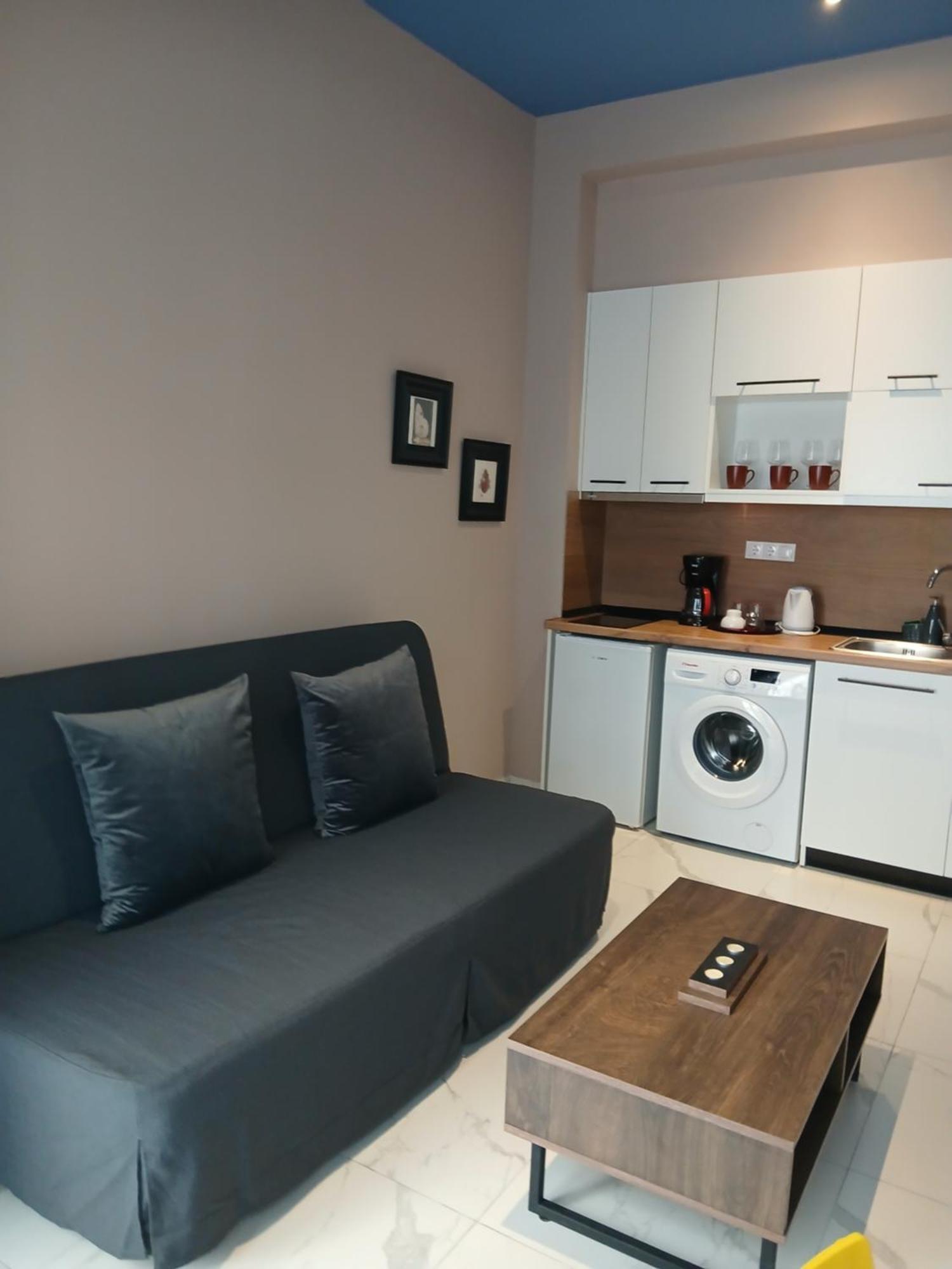 Black Onyx Comfort Suites Thessalonique Extérieur photo