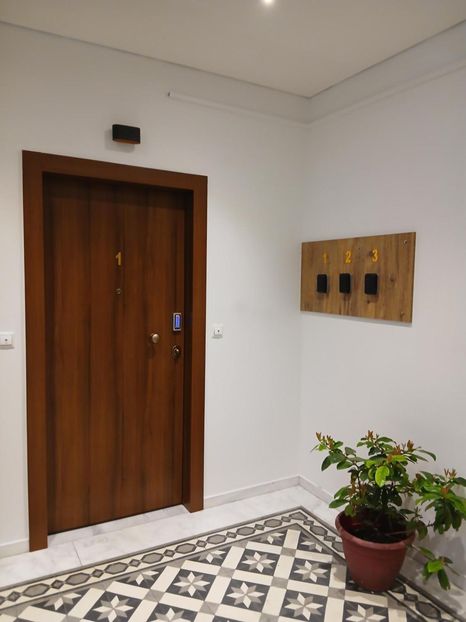 Black Onyx Comfort Suites Thessalonique Extérieur photo