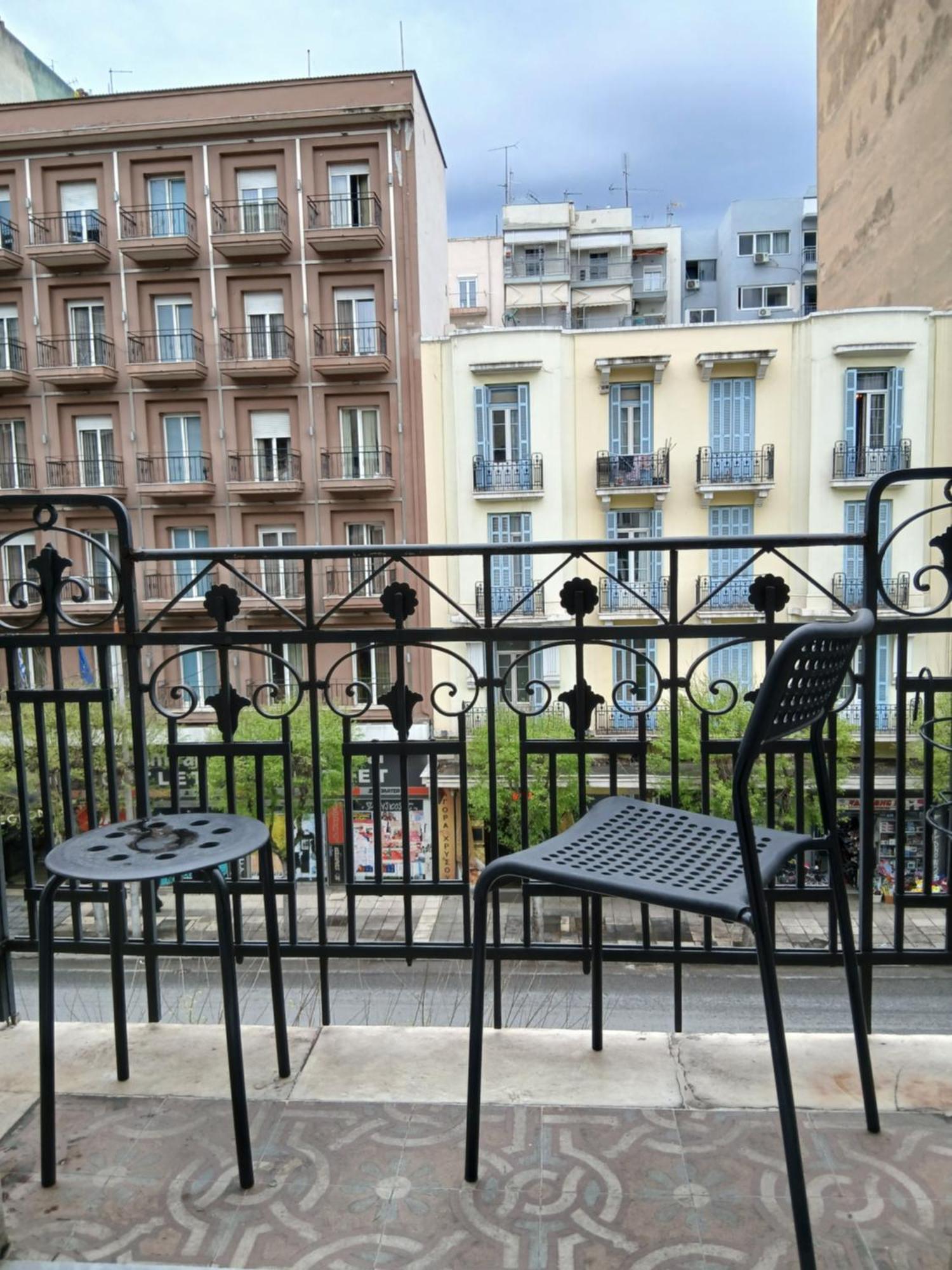 Black Onyx Comfort Suites Thessalonique Extérieur photo